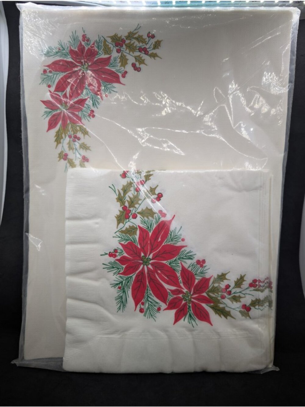 NOS Vtg C.A. Reed's Set of Paper 15 Placemats & 15 Napkins Christmas Poinsettia
